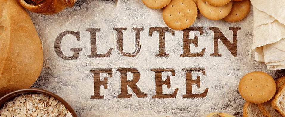 Palabra &quot;gluten free&quot; escrita en harina