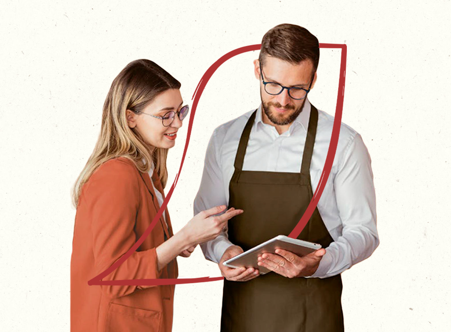 Mujer asesora a barista que sostiene una tablet