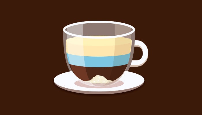 Café dalgona con espuma batida sobre leche