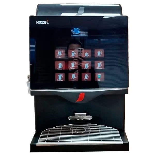 Vista frontal de Máquina NESCAFÉ® FTP60 Grano