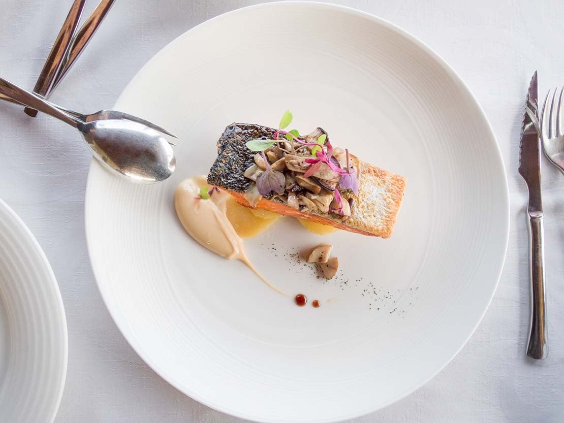 Platos de alta cocina que se destacan por su combinación de sabores y texturas