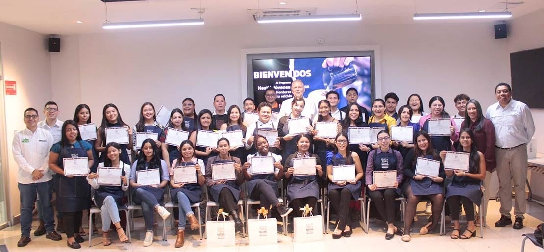 Nestlé lanza el programa Jóvenes Baristas en pro de la empleabilidad y el emprendimiento en el sector cafetalero del país