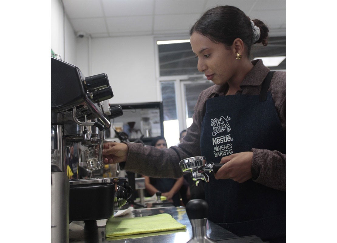 Nestlé lanza el programa Jóvenes Baristas en pro de la empleabilidad y el emprendimiento en el sector cafetalero del país