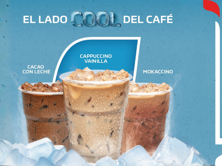 vasos de café de Nescafé sobre hielo