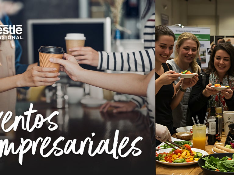 Personas compartiendo café y comida en un entorno profesional durante eventos empresariales.