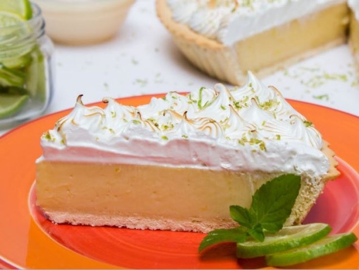 Pie de limón hecho con Nestlé® Leche Condensada