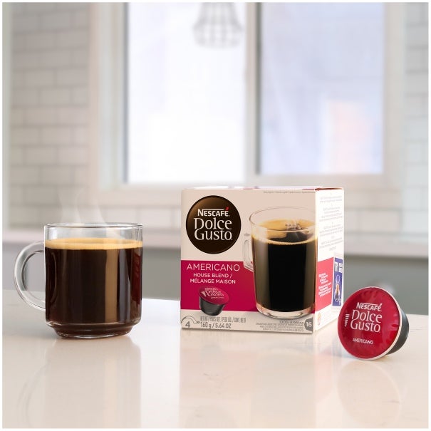 Caja de Café Nescafé Dolce Gusto Americano, capsula y taza de café