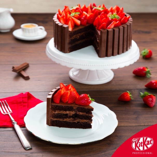 Kitkat Untable cake