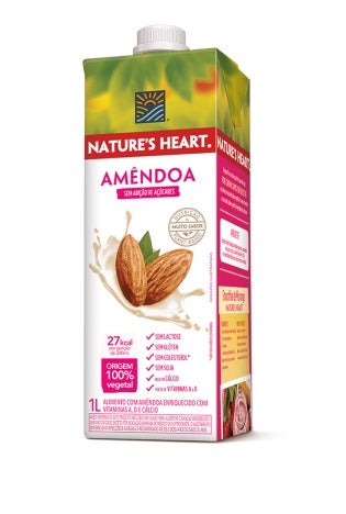 Caja con Bebida a base de Almendra Nature's Heart de 1 L