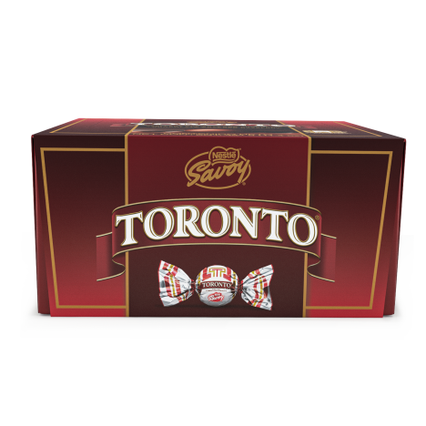 Caja de chocolates Nestlé Savoy Toronto. La caja es de color rojo y dorado, peso de 1 kg, cubiertos con avellanas
