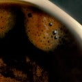 Fracción de una taza llena de café