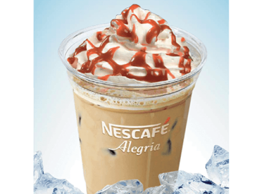 vaso transparente plástico Nescafé con receta fría cappuccino