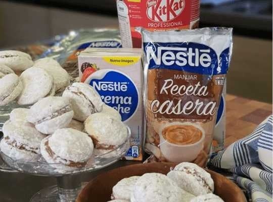 Empolvados hechos con manjar Nestlé