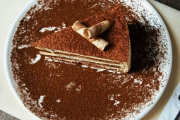 Torta Tiramisú de Panqueques con NESQUIK®