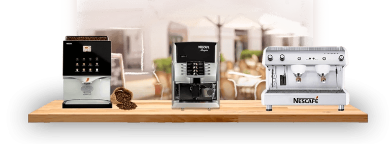 De izquierda a derecha, máquinas de café de grano, soluble y barista de NESCAFÉ®